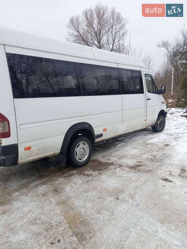 Mercedes-Benz Sprinter 2002