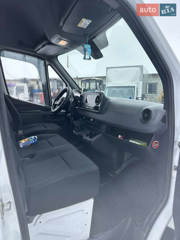 Микроавтобус грузовой (до 3,5т) Mercedes-Benz Sprinter 2018 в Залещиках