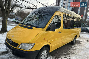 Грузопассажирский фургон Mercedes-Benz Sprinter 2005 в Львове
