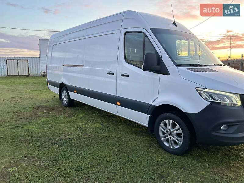 Грузовой фургон Mercedes-Benz Sprinter 2021 в Стрые