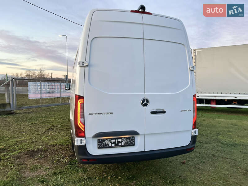 Грузовой фургон Mercedes-Benz Sprinter 2021 в Стрые