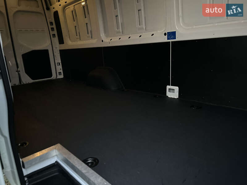 Грузовой фургон Mercedes-Benz Sprinter 2021 в Стрые