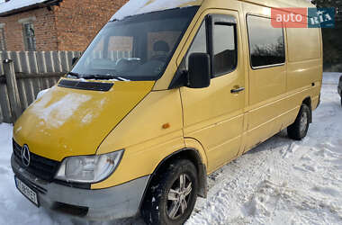 Грузопассажирский фургон Mercedes-Benz Sprinter 2000 в Ивано-Франковске