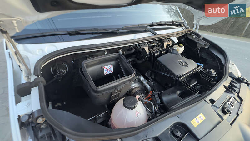 Грузовой фургон Mercedes-Benz Sprinter 2022 в Сваляве