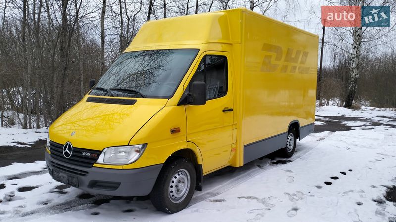 Mercedes-Benz Sprinter 2004