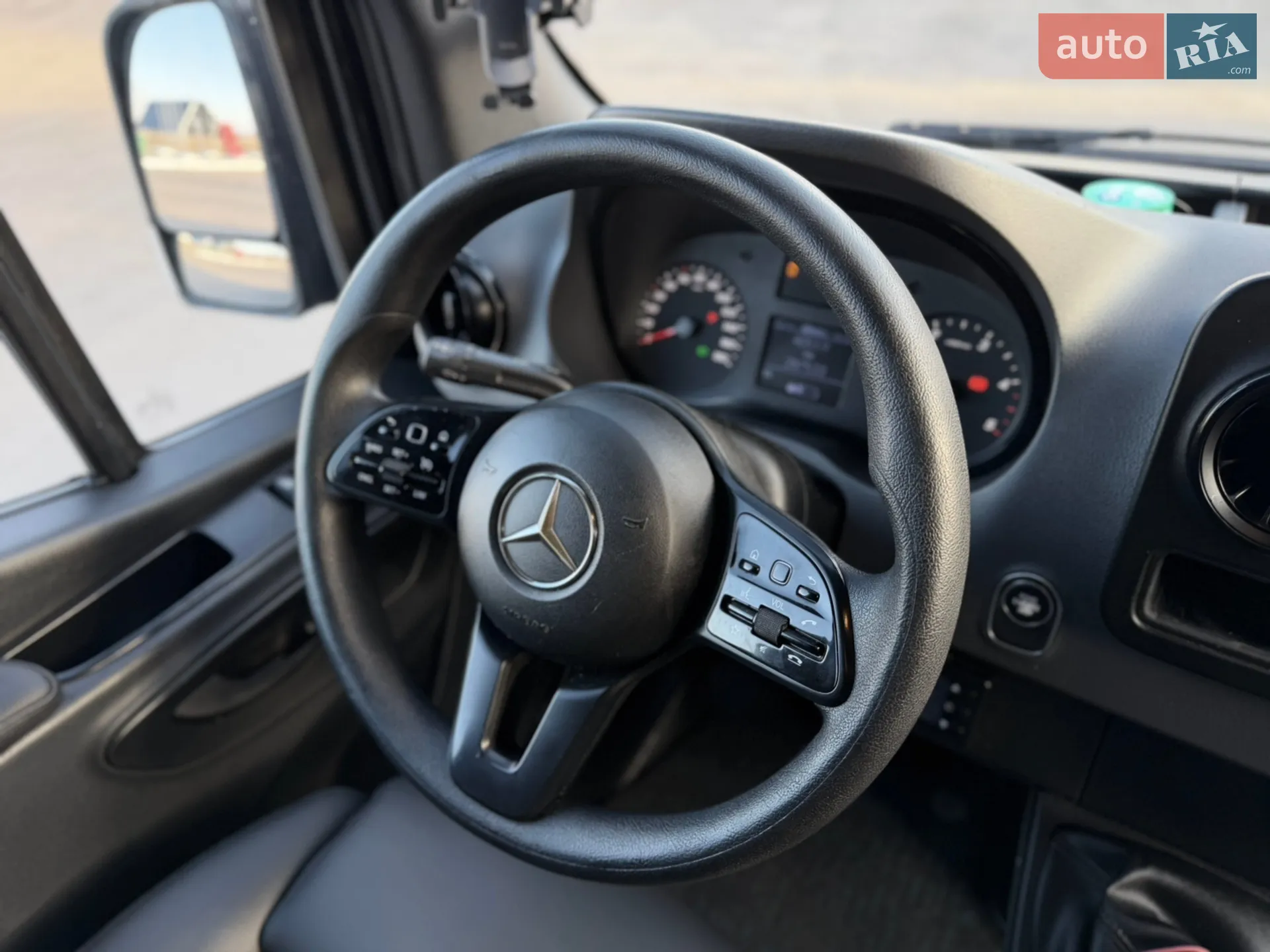 2019 Mercedes-Benz Sprinter - мініатюра 43