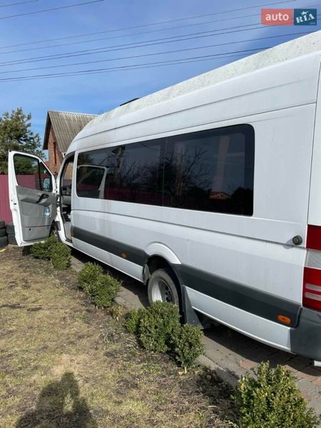 Mercedes-Benz Sprinter 2011