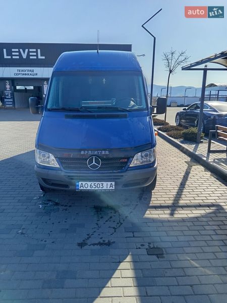 Mercedes-Benz Sprinter 2005