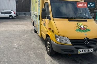 Вантажний фургон Mercedes-Benz Sprinter 2001 в Києві