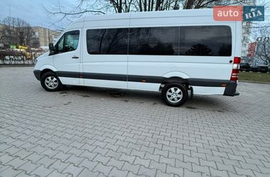 Грузопассажирский фургон Mercedes-Benz Sprinter 2012 в Черновцах