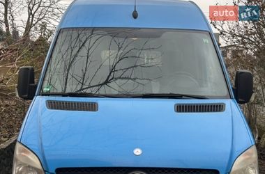 Вантажний фургон Mercedes-Benz Sprinter 2006 в Рівному