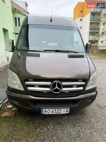 Mercedes-Benz Sprinter 2012