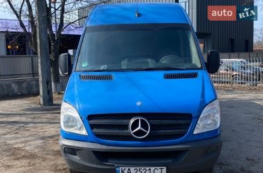 Грузовой фургон Mercedes-Benz Sprinter 2012 в Киеве