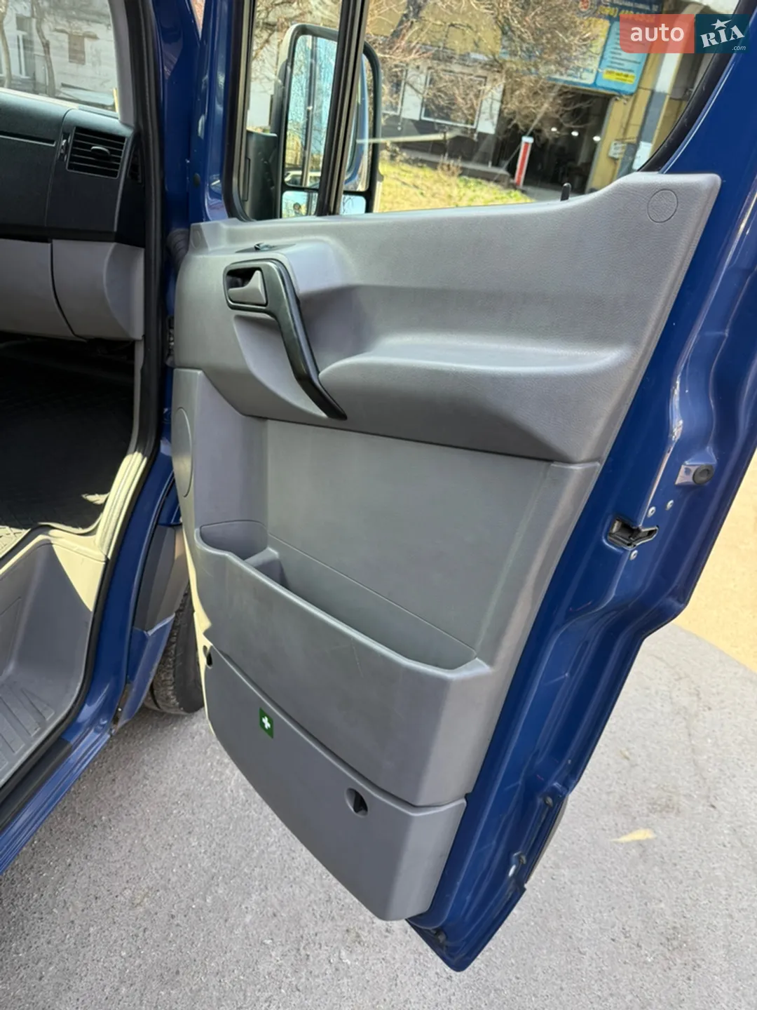 2011 Mercedes-Benz Sprinter - мініатюра 18