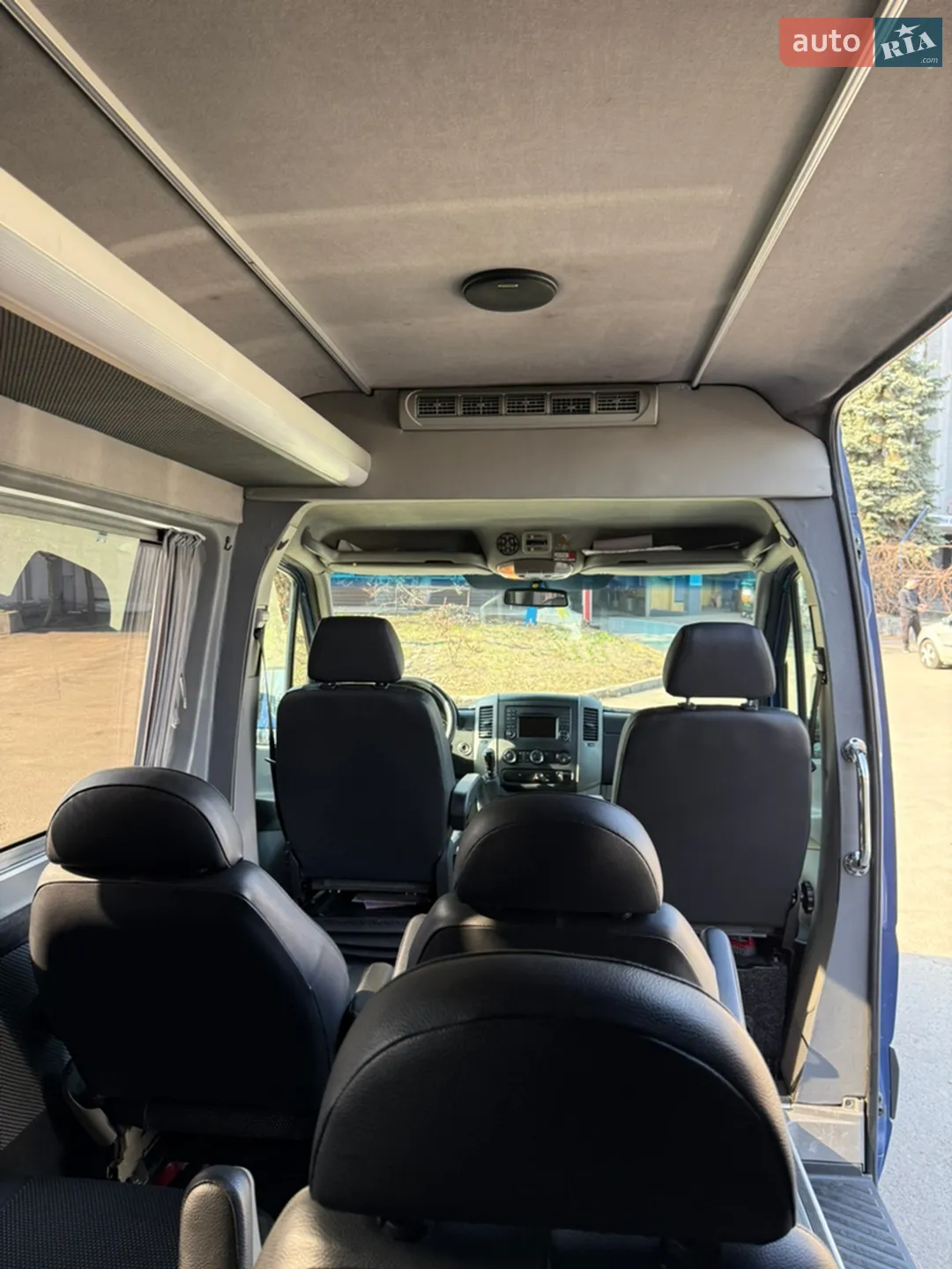 2011 Mercedes-Benz Sprinter - мініатюра 34