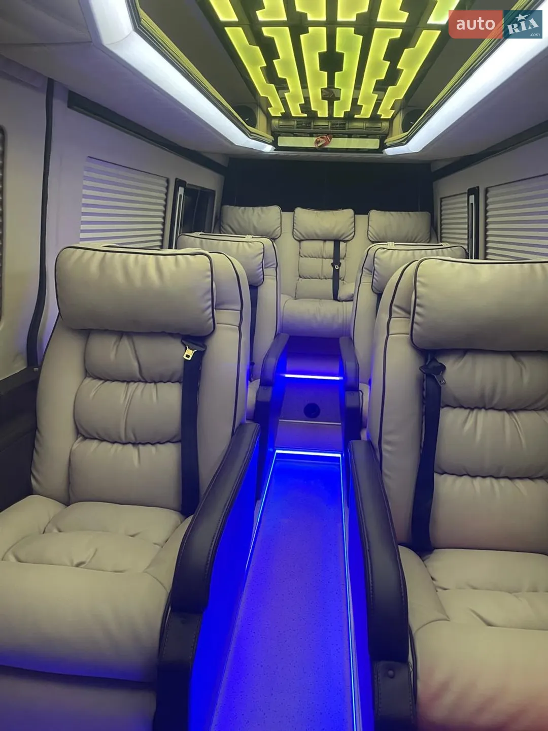 2015 Mercedes-Benz Sprinter - мініатюра 59