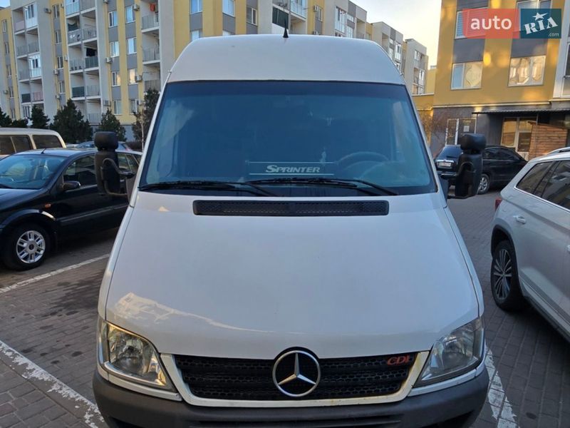 Mercedes-Benz Sprinter 2004