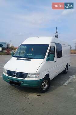 Грузопассажирский фургон Mercedes-Benz Sprinter 1998 в Львове