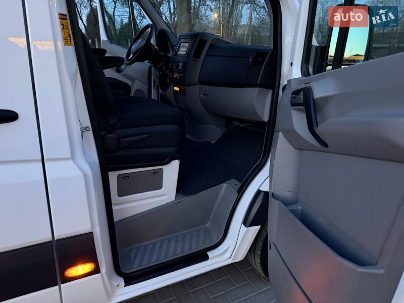 Грузовой фургон Mercedes-Benz Sprinter 2018 в Луцке фото 17 Грузовой фургон Mercedes-Benz Sprinter 2018 в Луцке