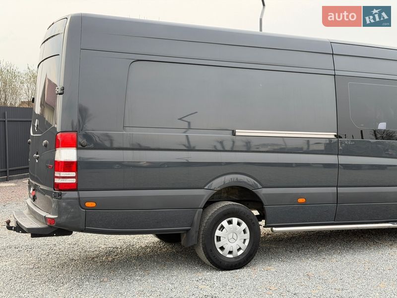 Микроавтобус Mercedes-Benz Sprinter 2011 в Стрые