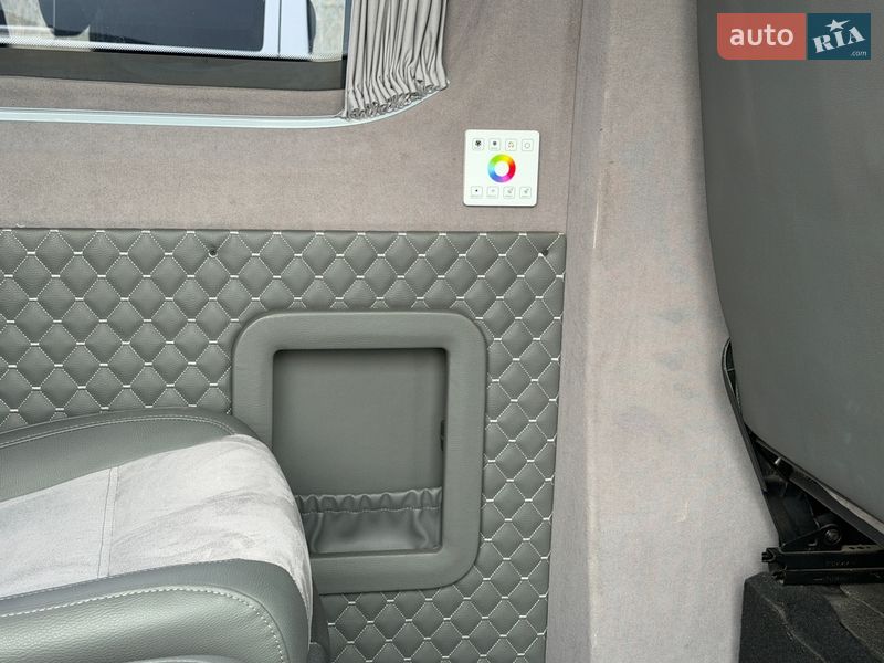 Микроавтобус Mercedes-Benz Sprinter 2011 в Стрые