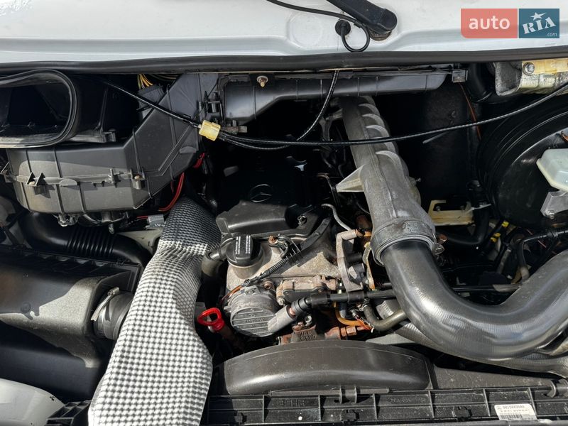 Грузовой фургон Mercedes-Benz Sprinter 2004 в Виннице