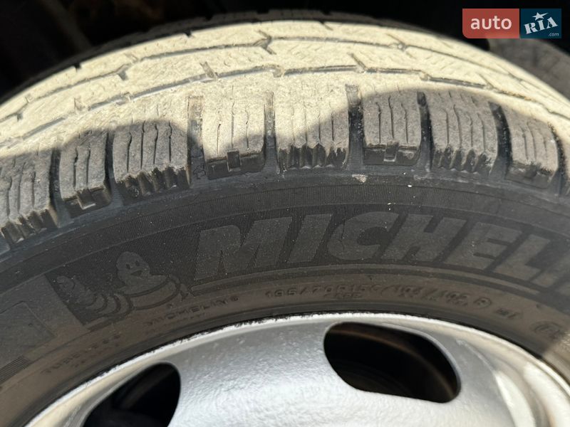 Грузовой фургон Mercedes-Benz Sprinter 2004 в Виннице