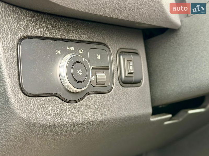 Минивэн Mercedes-Benz Sprinter 2019 в Черновцах