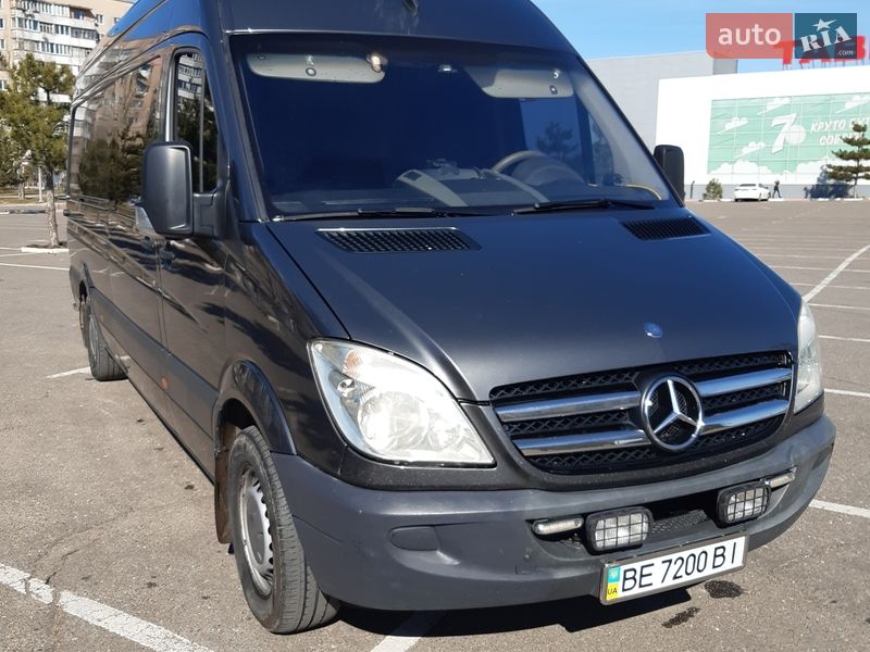 Грузопассажирский фургон Mercedes-Benz Sprinter 2011 в Николаеве