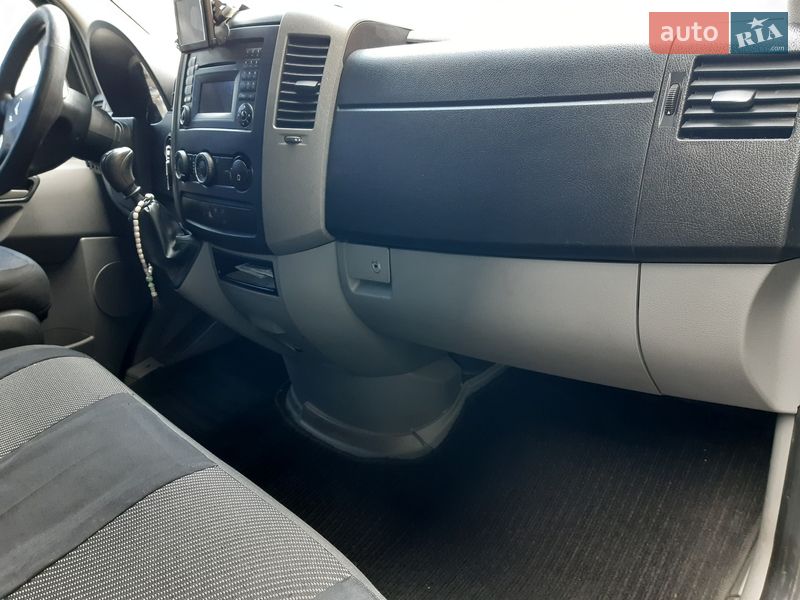 Грузопассажирский фургон Mercedes-Benz Sprinter 2011 в Николаеве