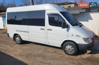 Грузопассажирский фургон Mercedes-Benz Sprinter 2001 в Коростене