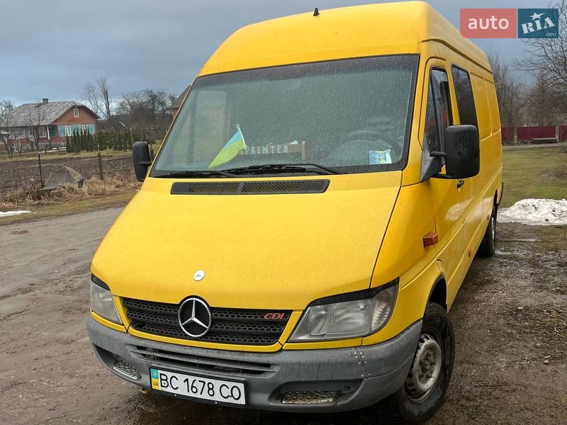 Mercedes-Benz Sprinter 2004
