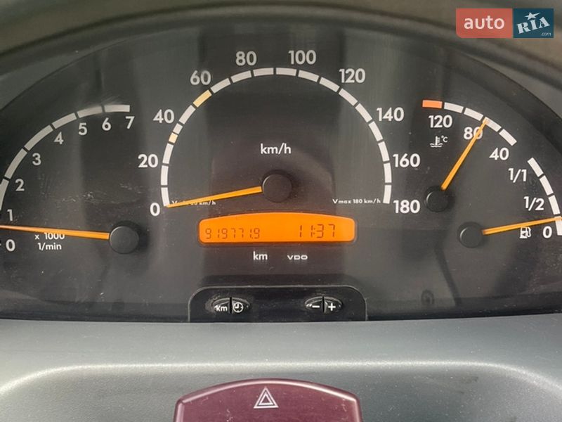 Грузопассажирский фургон Mercedes-Benz Sprinter 2004 в Николаеве