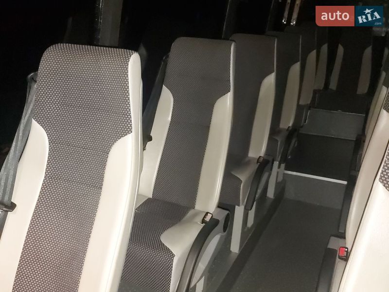 Микроавтобус Mercedes-Benz Sprinter 2000 в Одессе