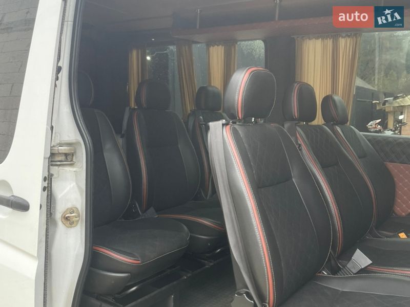 Седан Mercedes-Benz Sprinter 2015 в Ужгороде