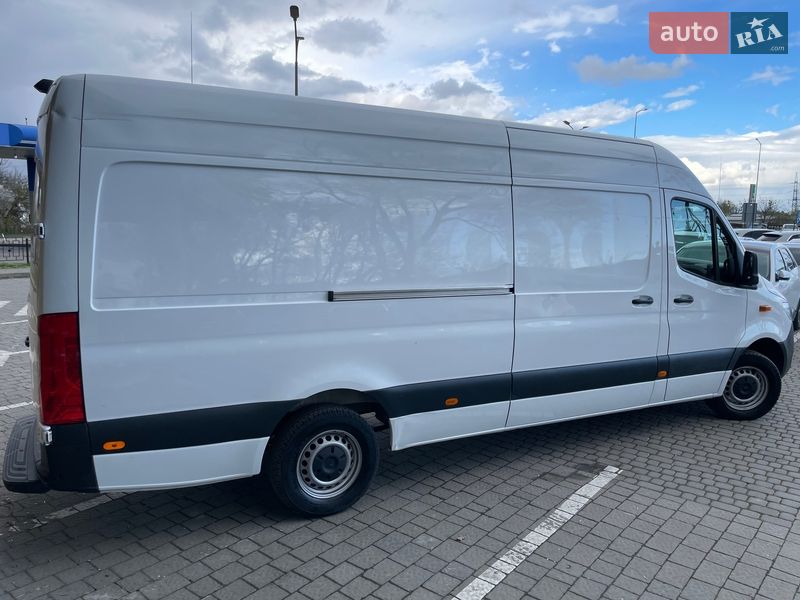 Грузовой фургон Mercedes-Benz Sprinter 2023 в Львове