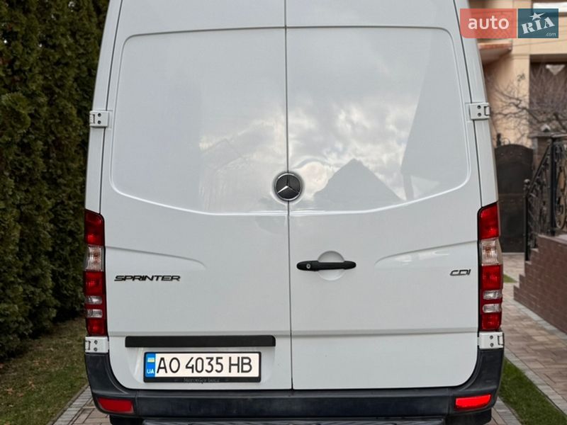 Грузовой фургон Mercedes-Benz Sprinter 2015 в Виноградове