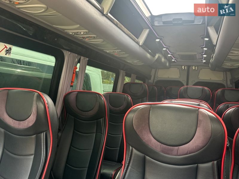 Туристический / Междугородний автобус Mercedes-Benz Sprinter 2016 в Ровно