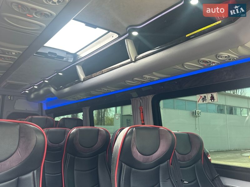 Туристический / Междугородний автобус Mercedes-Benz Sprinter 2016 в Ровно