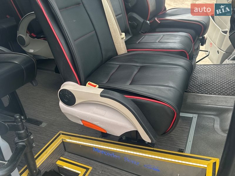 Туристический / Междугородний автобус Mercedes-Benz Sprinter 2016 в Ровно