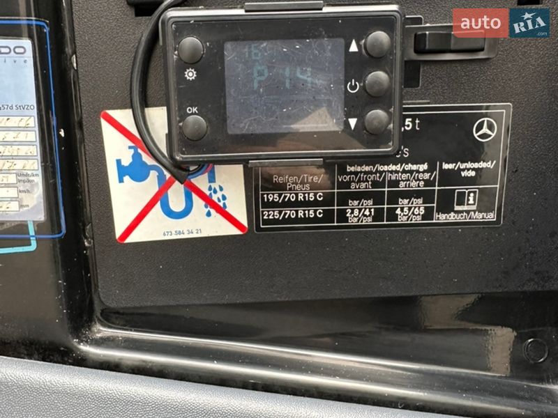 Грузопассажирский фургон Mercedes-Benz Sprinter 2004 в Шептицькому фото 18 Грузопассажирский фургон Mercedes-Benz Sprinter 2004 в Шептицькому