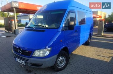 Мінівен Mercedes-Benz Sprinter 2000 в Мукачевому