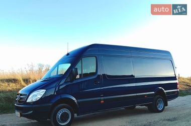 Вантажний фургон Mercedes-Benz Sprinter 2013 в Рівному