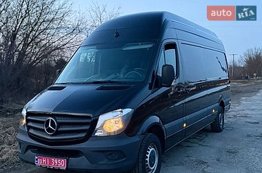 Грузовой фургон Mercedes-Benz Sprinter 2017 в Черновцах