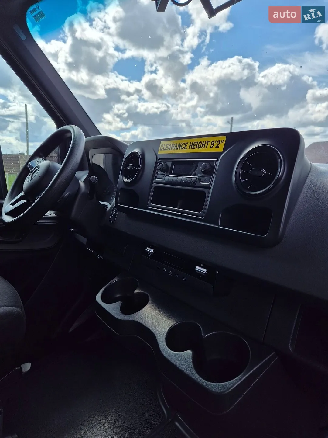 2019 Mercedes-Benz Sprinter - мініатюра 21