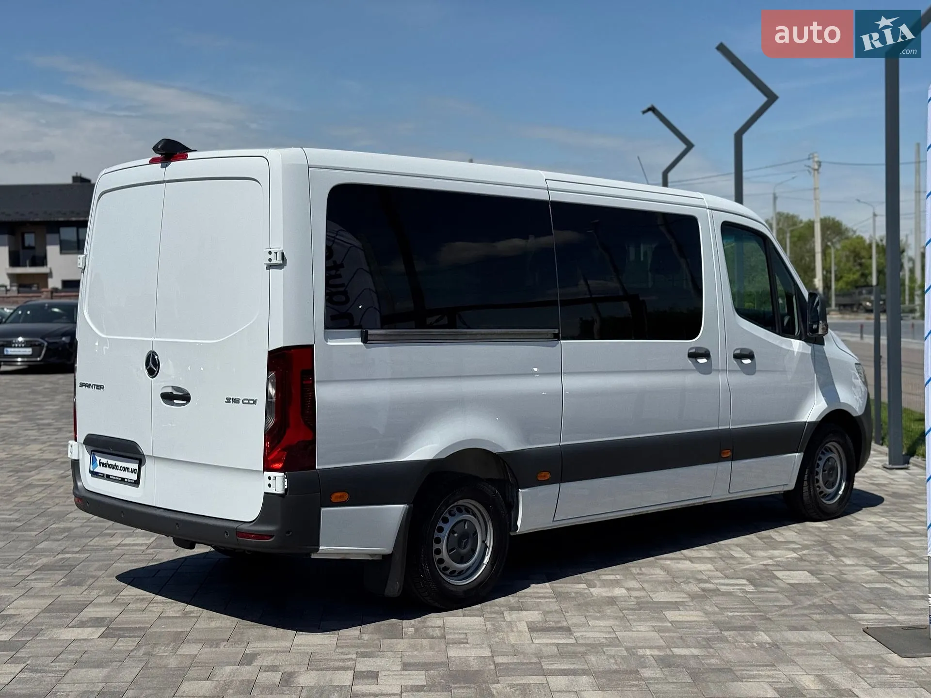 2018 Mercedes-Benz Sprinter - мініатюра 3