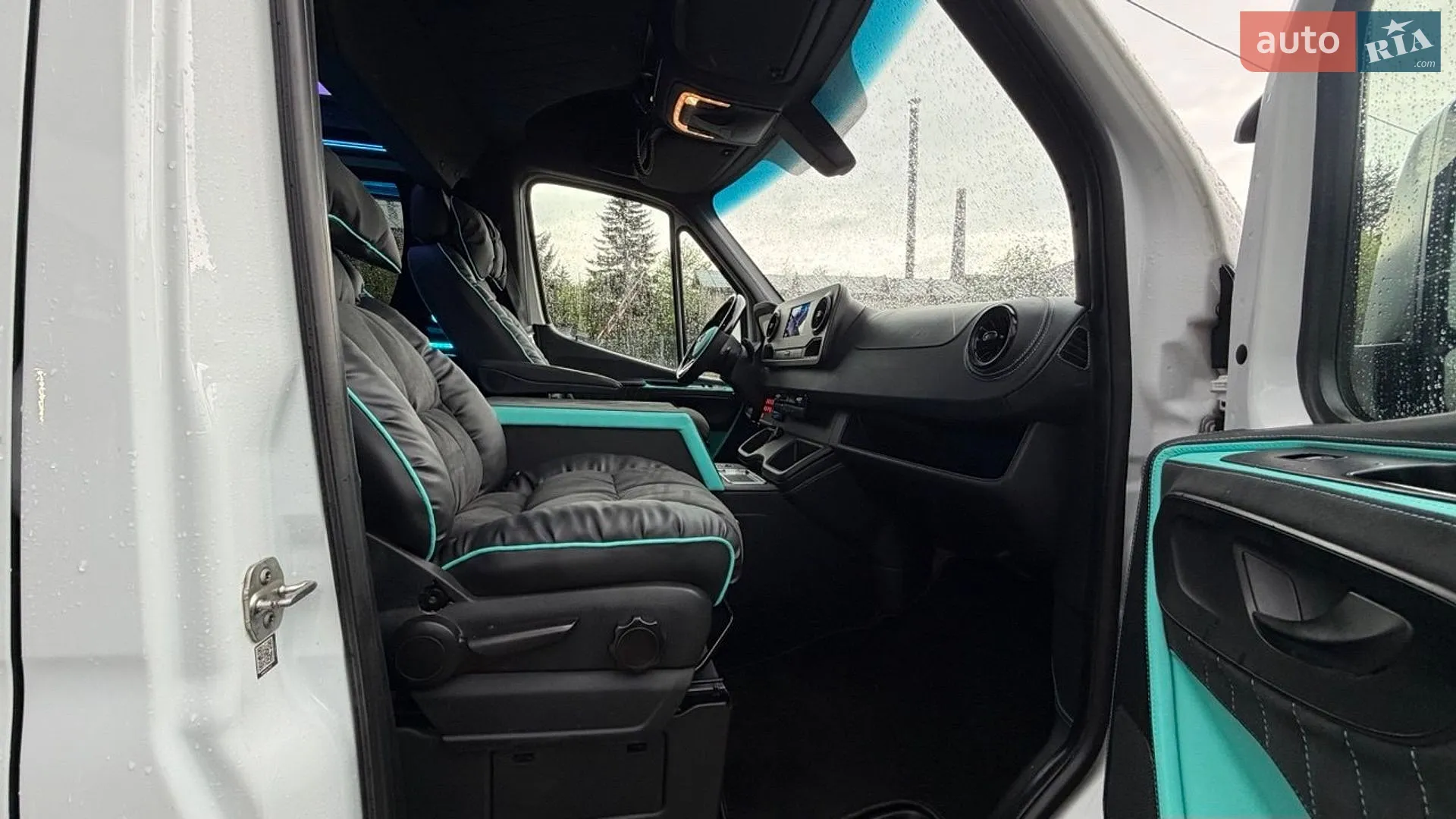 2021 Mercedes-Benz Sprinter - мініатюра 17