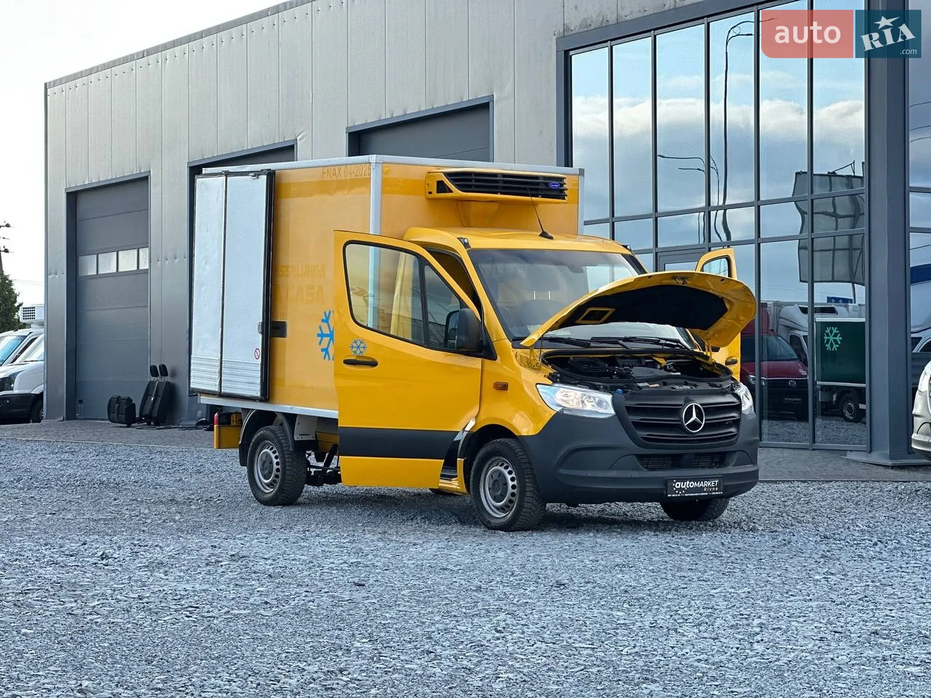 2020 Mercedes-Benz Sprinter - мініатюра 24