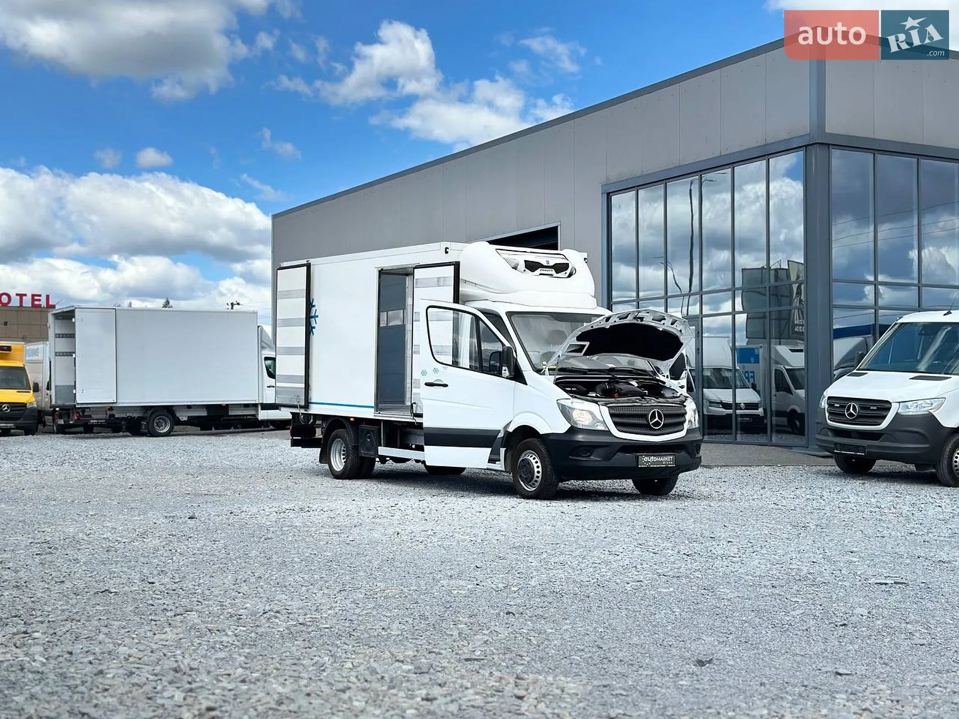 2019 Mercedes-Benz Sprinter - мініатюра 23