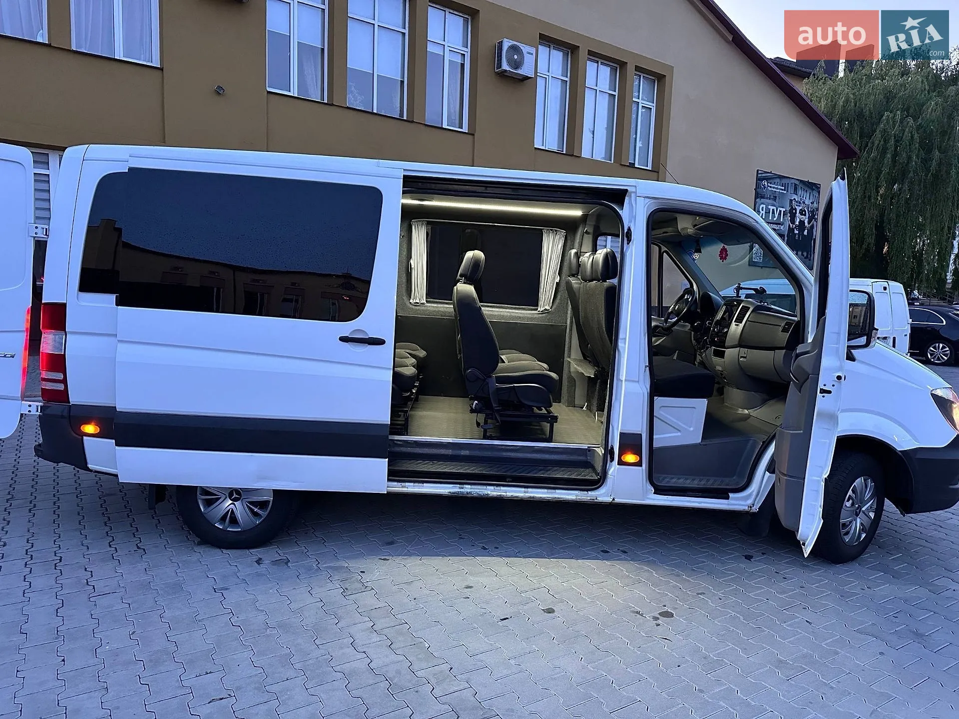 2014 Mercedes-Benz Sprinter - мініатюра 11